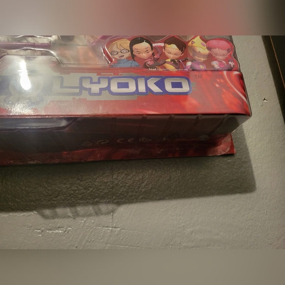 Code Lyoko: Odd with Overboard and Laser Arrows Action Figure - Picture 3 of 12